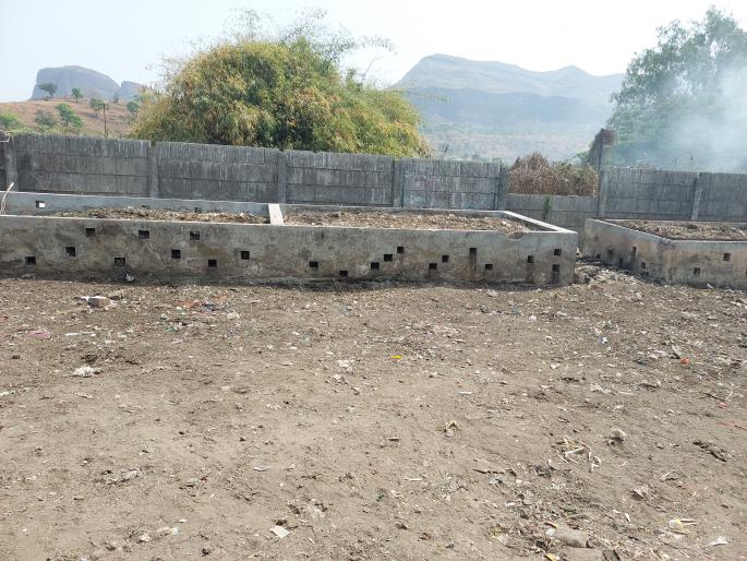 Trimbakeshwar waste depot cleared | त्र्यंबकेश्वरचा कचरा डेपो झाला मोकळा Trimbakeshwar waste depot cleared | त्र्यंबकेश्वरचा कचरा डेपो झाला मोकळा