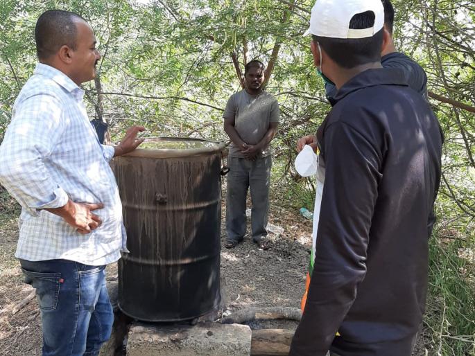 Belwandi police arrest one for destroying liquor bar at Pimpalgaon Pisa. | बेलवंडी पोलिसांकडून पिंपळगाव पिसा येथे दारु अड्डा उद्धवस्त,एकास अटक. 