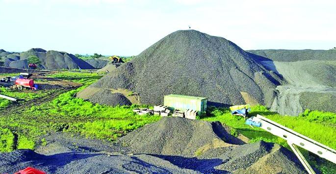 Minor mineral excavation before being licensed | परवाना मिळण्यापूर्वीच गौण खनिजाचे उत्खनन