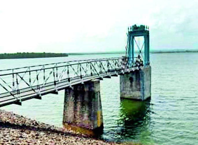 Water supply will be done from Bordhardhana | बोरधरणवरून होणार सेलूला पाणी पुरवठा Water supply will be done from Bordhardhana | बोरधरणवरून होणार सेलूला पाणी पुरवठा