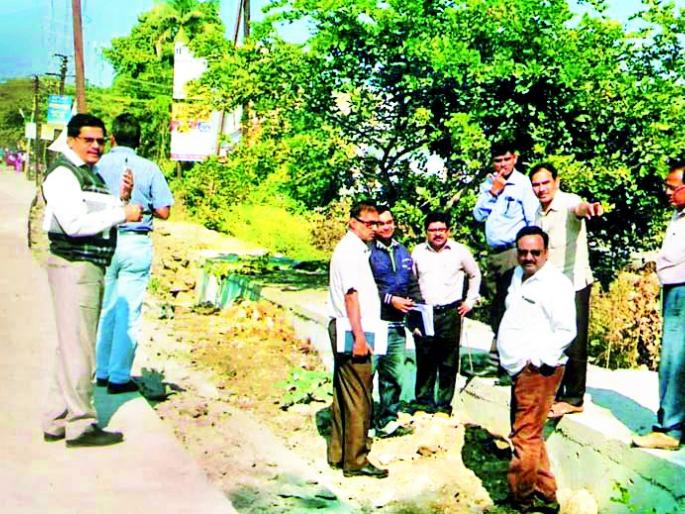 Inspect the development work of the city | शहरातील विकास कामांची पाहणी Inspect the development work of the city | शहरातील विकास कामांची पाहणी