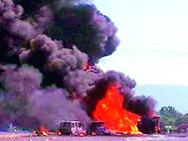 Remembrance of 'those' blacksmiths again in the ammunition store | पुन्हा नको दारूगोळा भंडारातील ‘त्या’ काळरात्रीचे स्मरण Remembrance of 'those' blacksmiths again in the ammunition store | पुन्हा नको दारूगोळा भंडारातील ‘त्या’ काळरात्रीचे स्मरण