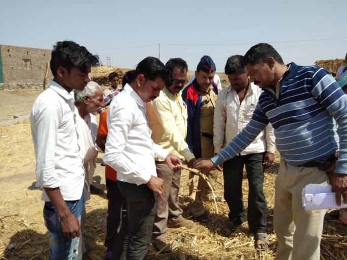 Two seriously injured in a death in Yeola taluka | येवला तालुक्यात प्राणघातक हल्यात दोघे गंभीर जखमी Two seriously injured in a death in Yeola taluka | येवला तालुक्यात प्राणघातक हल्यात दोघे गंभीर जखमी