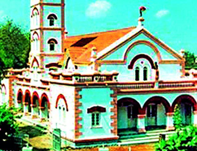 About 2.5 crore tired of 650 house-holders | ६५० गाळेधारकांकडे अडीच कोटी थकीत About 2.5 crore tired of 650 house-holders | ६५० गाळेधारकांकडे अडीच कोटी थकीत