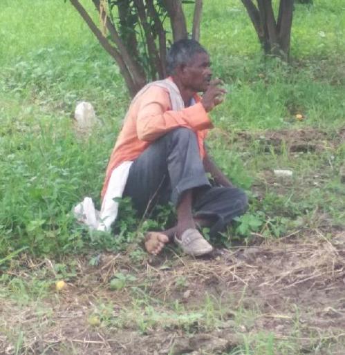 The limits of cruelty; Murder of wood in his wife's genitals; In Amravati district | क्रौर्याची परिसीमा; पत्नीच्या गुप्तांगात सरपणाचे लाकूड भोसकून हत्या; अमरावती जिल्हा The limits of cruelty; Murder of wood in his wife's genitals; In Amravati district | क्रौर्याची परिसीमा; पत्नीच्या गुप्तांगात सरपणाचे लाकूड भोसकून हत्या; अमरावती जिल्हा