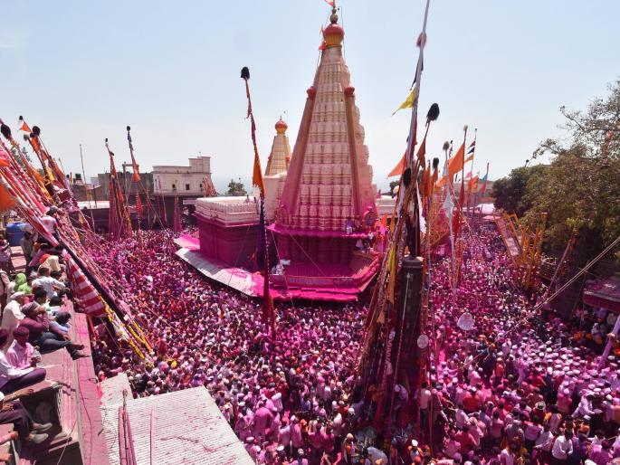 Jyotiba Chaitra Yatra 2018 Lakhs of devotees participate in 'Jyotiba' lane, Chaitra yatra | Jyotiba Chaitra Yatra 2018 लाखो भाविक ‘जोतिबा’च्या चरणी लीन,चैत्र यात्रा उत्साहात Jyotiba Chaitra Yatra 2018 Lakhs of devotees participate in 'Jyotiba' lane, Chaitra yatra | Jyotiba Chaitra Yatra 2018 लाखो भाविक ‘जोतिबा’च्या चरणी लीन,चैत्र यात्रा उत्साहात