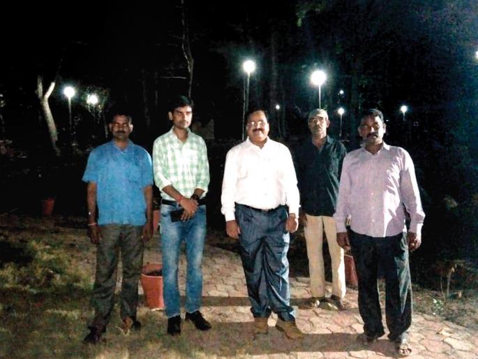 The development of Narendra garden, LED lights in the park: inspection tower, bench fixed | नरेंद्र उद्यानाचा कायापालट होणार, उद्यानात एलईडी लाईट, निरीक्षण मनोरे The development of Narendra garden, LED lights in the park: inspection tower, bench fixed | नरेंद्र उद्यानाचा कायापालट होणार, उद्यानात एलईडी लाईट, निरीक्षण मनोरे