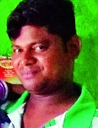 The blood of youth in the house | वाडीत तरुणाचा खून