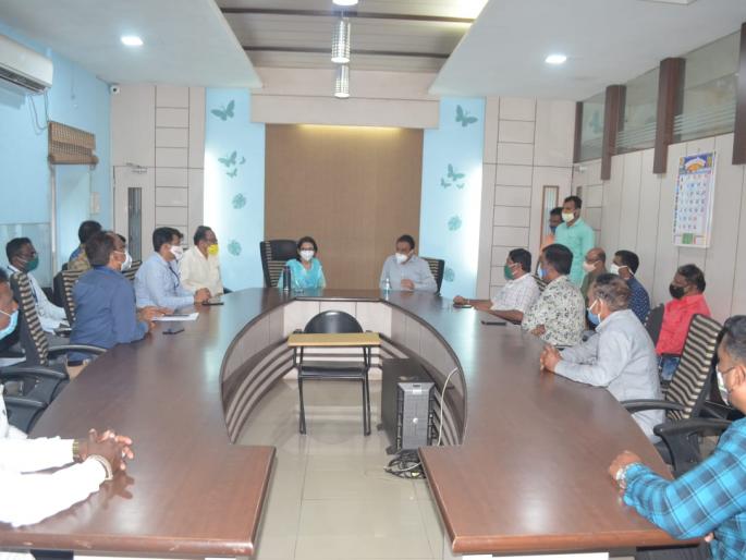 Hammer will fall on encroachment in the city from 8th | महापालिकेचा निर्णय : शहरातील अतिक्रमणावर ८ तारखेपासून पडणार हातोडा Hammer will fall on encroachment in the city from 8th | महापालिकेचा निर्णय : शहरातील अतिक्रमणावर ८ तारखेपासून पडणार हातोडा