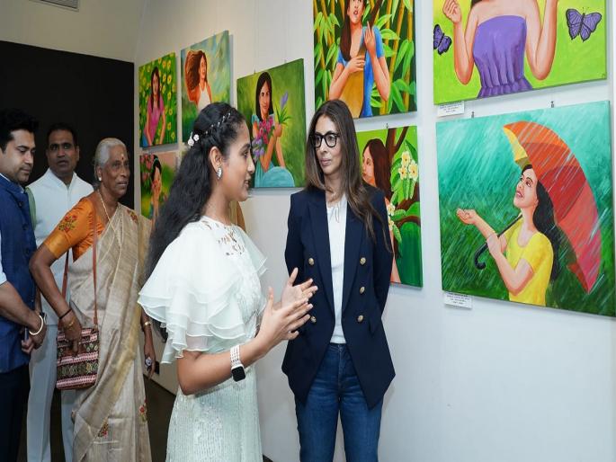 'Kaliyug 3.0' photo exhibition inaugurated by Shweta Bachchan | श्वेता बच्चनच्या हस्ते 'कलियुग ३.०’ चित्र प्रदर्शनाचे उदघाटन 'Kaliyug 3.0' photo exhibition inaugurated by Shweta Bachchan | श्वेता बच्चनच्या हस्ते 'कलियुग ३.०’ चित्र प्रदर्शनाचे उदघाटन
