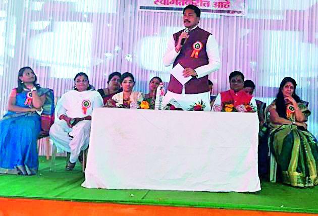 Spontaneous participation in Sakhi festival | सखी महोत्सवात सखींचा उत्स्फूर्त सहभाग Spontaneous participation in Sakhi festival | सखी महोत्सवात सखींचा उत्स्फूर्त सहभाग