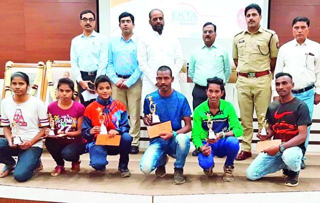 Students from the sports field | क्रीडा क्षेत्रातून घडतील विद्यार्थी