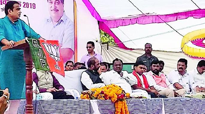 The person gets bigger and not more than a person | व्यक्ती जातीने नव्हे, गुणांनी मोठा होतो The person gets bigger and not more than a person | व्यक्ती जातीने नव्हे, गुणांनी मोठा होतो