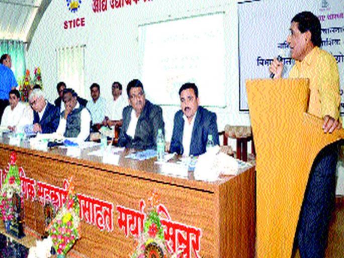Pravin Deshmukh: Meeting of co-operative industrial colonies in Nashik division at Sinnar should be taken to increase quality. | प्रवीण देशमुख : सिन्नर येथे नाशिक विभागातील सहकारी औद्योगिक वसाहतींची बैठक गुणवत्ता वाढविण्यासाठी पुढाकार घ्यावा Pravin Deshmukh: Meeting of co-operative industrial colonies in Nashik division at Sinnar should be taken to increase quality. | प्रवीण देशमुख : सिन्नर येथे नाशिक विभागातील सहकारी औद्योगिक वसाहतींची बैठक गुणवत्ता वाढविण्यासाठी पुढाकार घ्यावा