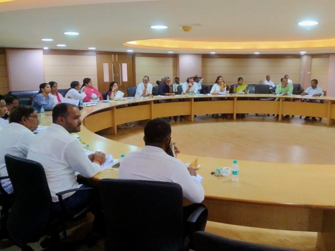 There is no place for corporators in the municipality, Deepak Naik aggressively raised the question | पालिकेत नगरसेवकांसाठीच जागा नाही, आक्रमक होऊन दिपक नाईक यांनी उपस्थित केला प्रश्न There is no place for corporators in the municipality, Deepak Naik aggressively raised the question | पालिकेत नगरसेवकांसाठीच जागा नाही, आक्रमक होऊन दिपक नाईक यांनी उपस्थित केला प्रश्न