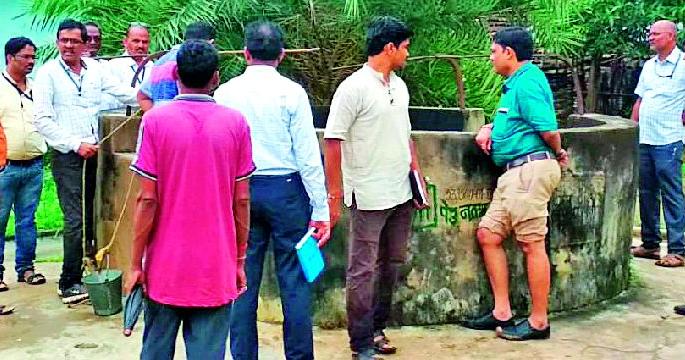 Gastro's outbreak in ankle | घोटसुरात गॅस्ट्रोचा उद्रेक Gastro's outbreak in ankle | घोटसुरात गॅस्ट्रोचा उद्रेक