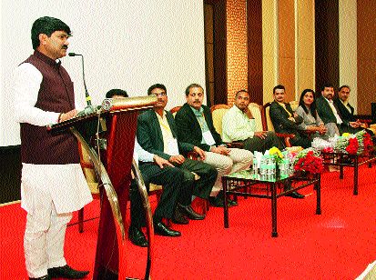 'Vendor Meat' Launches Development | ‘व्हेंडर मीट’मुळे विकासाला चालना 'Vendor Meat' Launches Development | ‘व्हेंडर मीट’मुळे विकासाला चालना