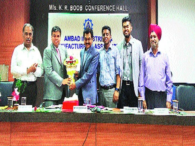 App IMA Chairman Varun Talwar: In order to know the problems of entrepreneurs, the Nutan executive has accepted the charge. | उद्योजकांच्या समस्या जाणून घेण्यासाठी अॅप आयमाचे अध्यक्ष वरुण तलवार : नूतन कार्यकारिणीने स्वीकारला पदभार App IMA Chairman Varun Talwar: In order to know the problems of entrepreneurs, the Nutan executive has accepted the charge. | उद्योजकांच्या समस्या जाणून घेण्यासाठी अॅप आयमाचे अध्यक्ष वरुण तलवार : नूतन कार्यकारिणीने स्वीकारला पदभार