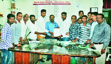 Adjust the changes in the free textbook scheme | मोफत पाठ्यपुस्तक योजनेतील बदलांचा फेरबदल करा Adjust the changes in the free textbook scheme | मोफत पाठ्यपुस्तक योजनेतील बदलांचा फेरबदल करा