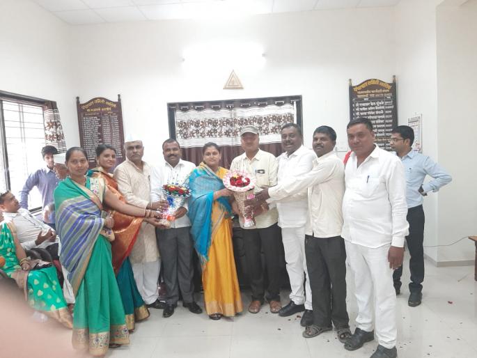 Nashik Panchayat Samiti chairperson of NCP | नाशिक पंचायत समिती सभापतिपदी राष्टवादीच्या कांडेकर Nashik Panchayat Samiti chairperson of NCP | नाशिक पंचायत समिती सभापतिपदी राष्टवादीच्या कांडेकर