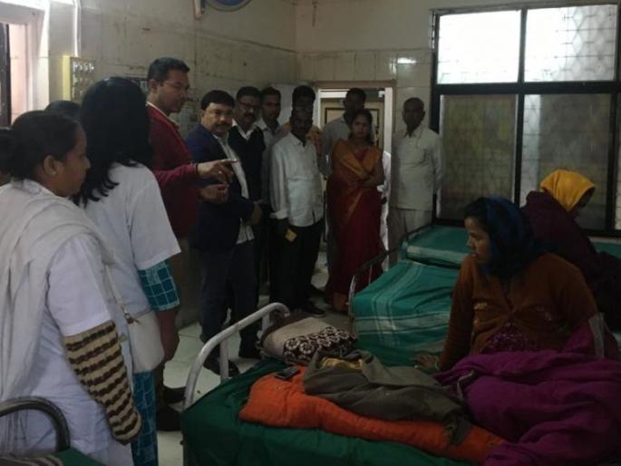 MLAs inspect facilities at Chinchpada Primary Health Center | चिंचपाडा प्राथमिक आरोग्य केंद्रातील सुविधांची आमदारांकडून पाहणी MLAs inspect facilities at Chinchpada Primary Health Center | चिंचपाडा प्राथमिक आरोग्य केंद्रातील सुविधांची आमदारांकडून पाहणी