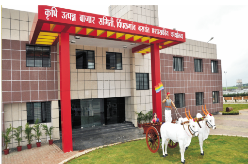 The secretary is still undecided; Investigations at a snail's pace ..! | सचिव अजूनही बिनधास्त; तपासकार्य कासवगतीने..! The secretary is still undecided; Investigations at a snail's pace ..! | सचिव अजूनही बिनधास्त; तपासकार्य कासवगतीने..!