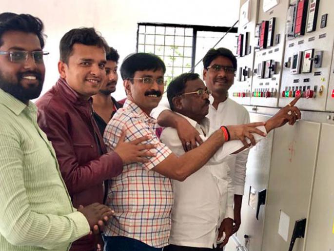 Parbhani; On the eve of the New Year, the water of Yaldari is introduced | परभणी ; नववर्षाच्या पूर्वसंध्येला येलदरीचे पाणी दाखल Parbhani; On the eve of the New Year, the water of Yaldari is introduced | परभणी ; नववर्षाच्या पूर्वसंध्येला येलदरीचे पाणी दाखल