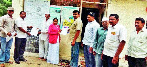 Janajagruti: Nayagaon Valley is celebrated to keep the faith of Manukari: Regarding organ donation | माणुकीचा धर्म पाळण्यासाठी नायगाव खोरे सरसावले जनजागृती : अवयवदानाची नोंदणी करीत जीवन फुलविण्याचा संकल्प Janajagruti: Nayagaon Valley is celebrated to keep the faith of Manukari: Regarding organ donation | माणुकीचा धर्म पाळण्यासाठी नायगाव खोरे सरसावले जनजागृती : अवयवदानाची नोंदणी करीत जीवन फुलविण्याचा संकल्प