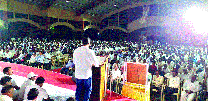 The decision to leave the party due to the threat of factionalism among the nationalists | राष्ट्रवादीमधील गटबाजीच्या धोक्यामुळे पक्ष सोडण्याचा निर्णय The decision to leave the party due to the threat of factionalism among the nationalists | राष्ट्रवादीमधील गटबाजीच्या धोक्यामुळे पक्ष सोडण्याचा निर्णय