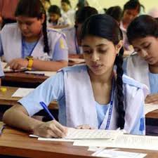 Adavale X examination application for recovery of fees | शुल्क वसुलीसाठी अडवले दहावीचे परीक्षा अर्ज Adavale X examination application for recovery of fees | शुल्क वसुलीसाठी अडवले दहावीचे परीक्षा अर्ज