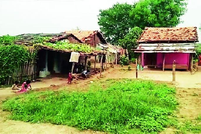 Rehabilitation; Yankees in Dodak residents within 2 | पुनर्वसन; येणी दोडकावासीयांंचे ७ च्या आत घरात Rehabilitation; Yankees in Dodak residents within 2 | पुनर्वसन; येणी दोडकावासीयांंचे ७ च्या आत घरात