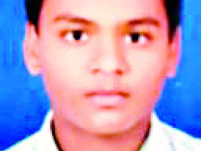 Stopping financial difficulties in Satyajit's success | सत्यजितच्या यशात आर्थिक अडचणींचा अडथळा Stopping financial difficulties in Satyajit's success | सत्यजितच्या यशात आर्थिक अडचणींचा अडथळा