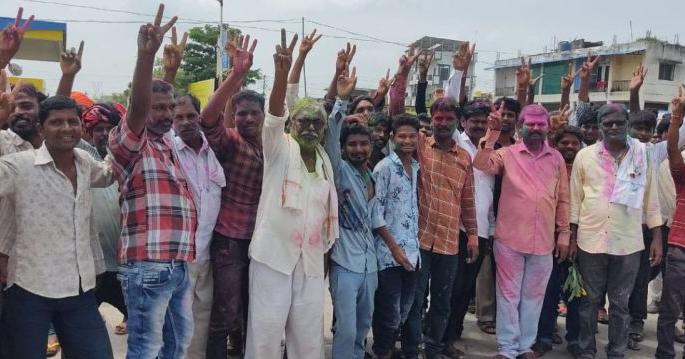 Congress dominates in Gram Panchayat elections in Yavatmal | ग्रामपंचायत निवडणुकीत यवतमाळमध्ये कॉंग्रेसचे वर्चस्व Congress dominates in Gram Panchayat elections in Yavatmal | ग्रामपंचायत निवडणुकीत यवतमाळमध्ये कॉंग्रेसचे वर्चस्व