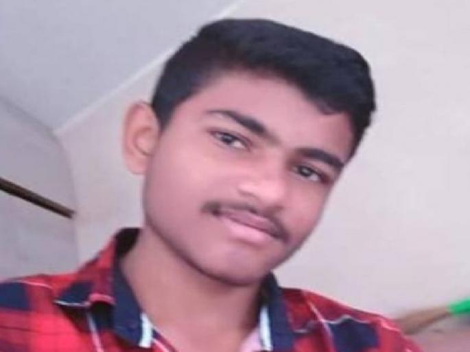 Youth's suicide saying I am going | मी जातोय मला सभाळून घे म्हणत युवकाची आत्महत्या