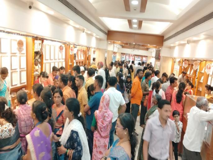 92 crore turnover in the district on the occasion of Dussehra | दसऱ्याच्या मुहूर्तावर जिल्ह्यात ९२ कोटींची उलाढाल 92 crore turnover in the district on the occasion of Dussehra | दसऱ्याच्या मुहूर्तावर जिल्ह्यात ९२ कोटींची उलाढाल