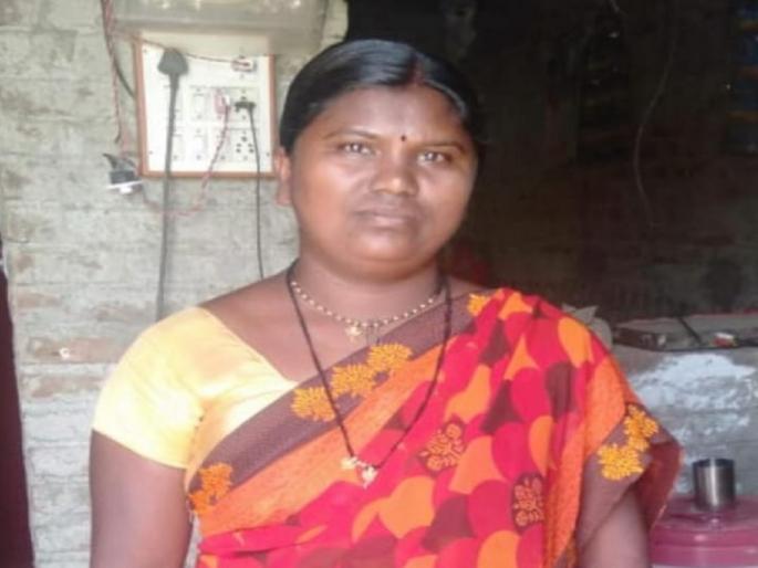 mother disappeared from the house leaving the three children who were deep asleep | गाढ झोपलेल्या तीन मुलांना सोडून आई घरातून बेपत्ता mother disappeared from the house leaving the three children who were deep asleep | गाढ झोपलेल्या तीन मुलांना सोडून आई घरातून बेपत्ता