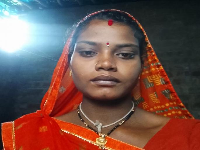 A pregnant mother with her baby died due to lack of ambulance in Melghat! | मेळघाटात रुग्णवाहिकेअभावी बाळासह गर्भवती माता दगावली! A pregnant mother with her baby died due to lack of ambulance in Melghat! | मेळघाटात रुग्णवाहिकेअभावी बाळासह गर्भवती माता दगावली!