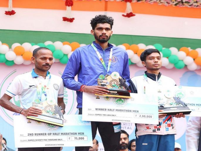 Kalidas hirve first in 42 km Vasai Virar Marathon | ४२ किलोमीटर वसई विरार मॅरेथॉनमध्ये कालिदास हिरवे पहिला, १२ व्या मनपा मॅरेथॉन स्पर्धेत तुटले अनेक विक्रम Kalidas hirve first in 42 km Vasai Virar Marathon | ४२ किलोमीटर वसई विरार मॅरेथॉनमध्ये कालिदास हिरवे पहिला, १२ व्या मनपा मॅरेथॉन स्पर्धेत तुटले अनेक विक्रम