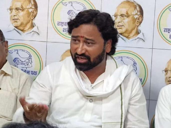 Sharad Pawar gave ticket to Atul Wandile form Hinganghat | हिंगणघाटमध्ये पवारांचा डाव, नव्या दमाला दिला भाव; तरुण नेतृत्वाला उमेदवारी Sharad Pawar gave ticket to Atul Wandile form Hinganghat | हिंगणघाटमध्ये पवारांचा डाव, नव्या दमाला दिला भाव; तरुण नेतृत्वाला उमेदवारी