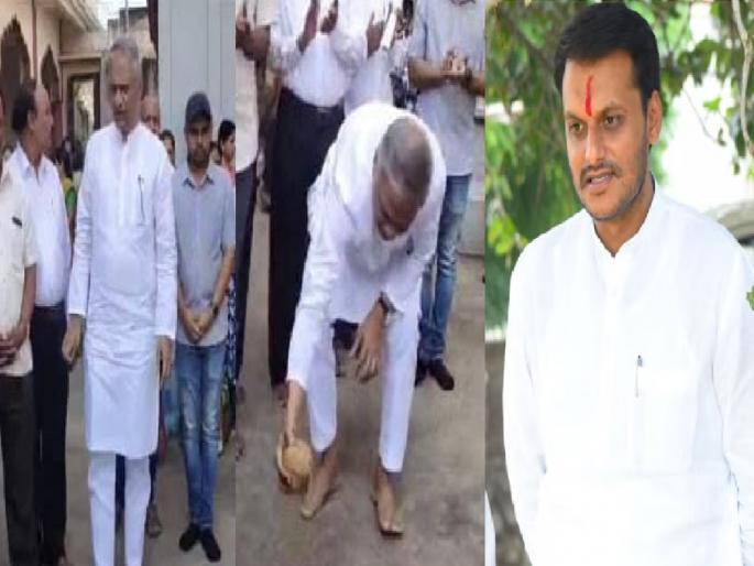 Father Srinivas Pawar in the field for Yugendra Pawar in Baramati | युगेंद्र पवारांसाठी वडील श्रीनिवास पवार मैदानात; ग्रामदैवताला नारळ वाढवत प्रचाराचा शुभारंभ Father Srinivas Pawar in the field for Yugendra Pawar in Baramati | युगेंद्र पवारांसाठी वडील श्रीनिवास पवार मैदानात; ग्रामदैवताला नारळ वाढवत प्रचाराचा शुभारंभ