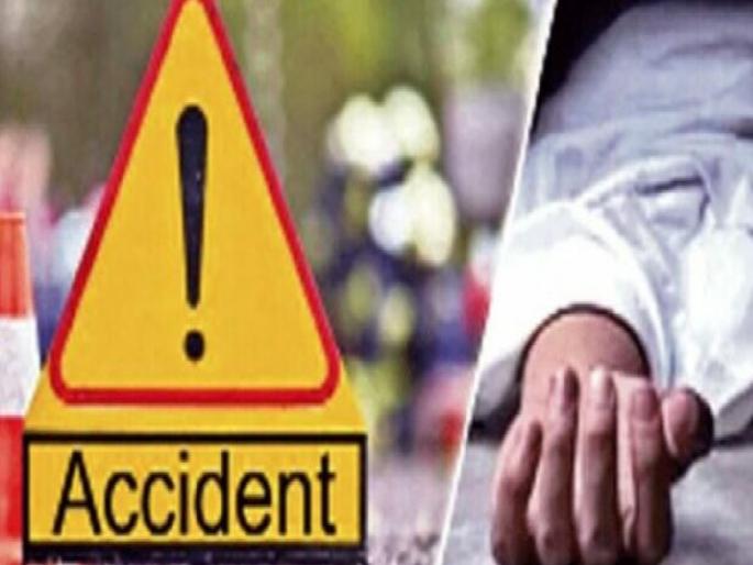 Devotee dies in collision with private travel | खासगी ट्रॅव्हलच्या धडकेत भाविकाचा मृत्यू Devotee dies in collision with private travel | खासगी ट्रॅव्हलच्या धडकेत भाविकाचा मृत्यू