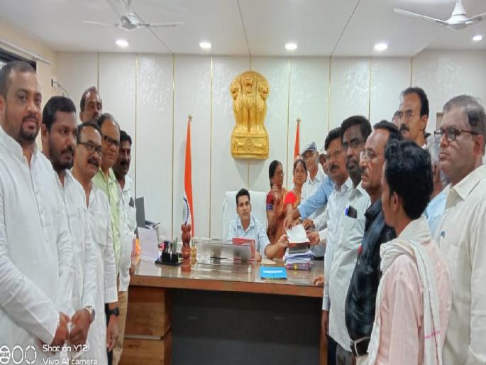 Don't give Kunbi certificate to Maratha community, Kunbi community members of Gadchireli district united | मराठा समाजाला कुणबी प्रमाणपत्र देऊ नका, गडचिराेली जिल्हयातील कुणबी समाजबांंधव एकवटले Don't give Kunbi certificate to Maratha community, Kunbi community members of Gadchireli district united | मराठा समाजाला कुणबी प्रमाणपत्र देऊ नका, गडचिराेली जिल्हयातील कुणबी समाजबांंधव एकवटले