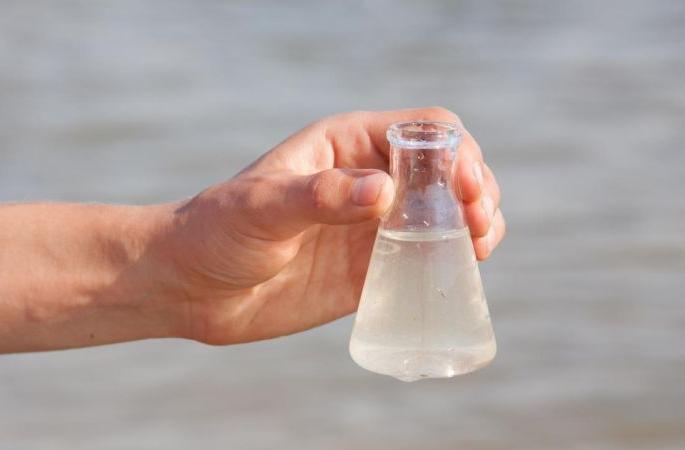 337 water samples of Washim district polluted | वाशिम जिल्हयातील ३३७ पाणी नमुने दूषित 337 water samples of Washim district polluted | वाशिम जिल्हयातील ३३७ पाणी नमुने दूषित