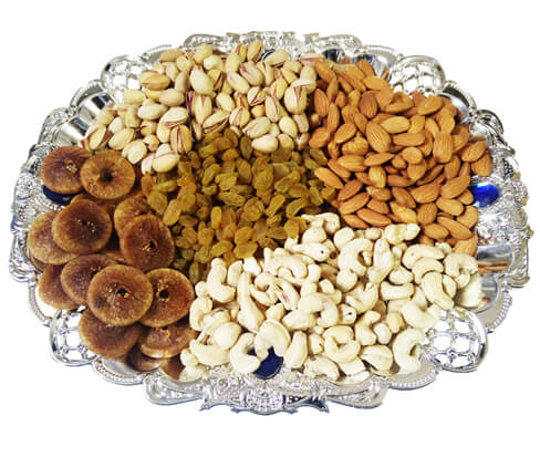 Hyderabadi dryfruits in Mina market in Solapur | सोलापुरच्या मीना बाजारात हैदराबादी ड्रायफ्रूट्स Hyderabadi dryfruits in Mina market in Solapur | सोलापुरच्या मीना बाजारात हैदराबादी ड्रायफ्रूट्स