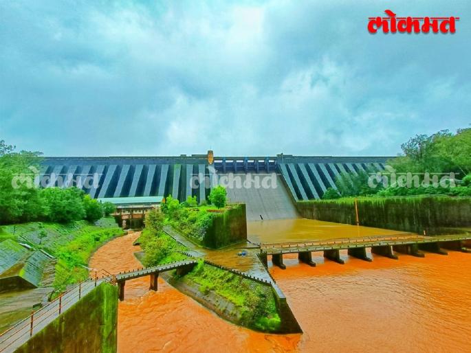 Dissolution will increase from Koyna dam; Warning alert along the river | कोयना पायथा गृहातून विसर्ग वाढवणार; नदीकाठी सतर्कतेचा इशारा Dissolution will increase from Koyna dam; Warning alert along the river | कोयना पायथा गृहातून विसर्ग वाढवणार; नदीकाठी सतर्कतेचा इशारा