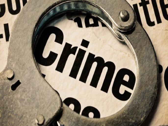 Terrorists looted the saree center in Satara and bought bomb materials | साताऱ्यातील साडी सेंटर लुटून दहशतवाद्यांनी खरेदी केले बॉम्बचे साहित्य Terrorists looted the saree center in Satara and bought bomb materials | साताऱ्यातील साडी सेंटर लुटून दहशतवाद्यांनी खरेदी केले बॉम्बचे साहित्य