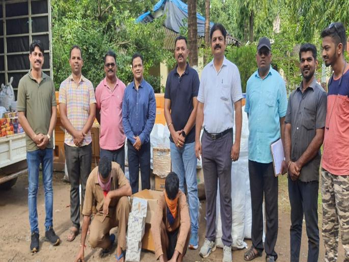 Two detained with gutka of seven and a half lakhs, local crime investigation action | साडेसात लाखांच्या गुटख्यासह दोघे ताब्यात, स्थानिक गुन्हा अन्वेषणची कारवाई Two detained with gutka of seven and a half lakhs, local crime investigation action | साडेसात लाखांच्या गुटख्यासह दोघे ताब्यात, स्थानिक गुन्हा अन्वेषणची कारवाई