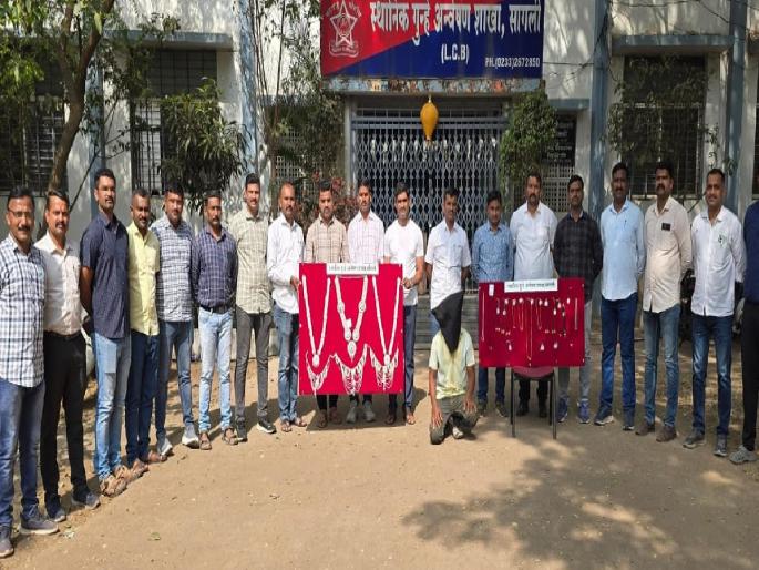 stealing jewellery from Aragala temple, local crime investigation team arrested | आरगला मंदिरातून दागिने चोरणाऱ्यास अटक, स्थानिक गुन्हे अन्वेषणची कारवाई