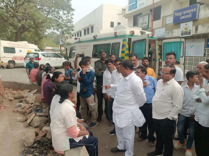Shocking! Hundreds of workers poisoned after drinking water | धक्कादायक! पाणी पिल्याने शेकडो कामगारांना विषबाधा Shocking! Hundreds of workers poisoned after drinking water | धक्कादायक! पाणी पिल्याने शेकडो कामगारांना विषबाधा