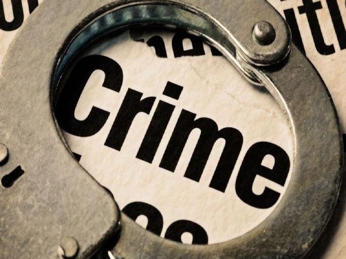 Two lakhs of cash was stolen from the trunk of a two-wheeler! | दुचाकीच्या डिक्कीतून दोन लाखांची रोकड उडवली! Two lakhs of cash was stolen from the trunk of a two-wheeler! | दुचाकीच्या डिक्कीतून दोन लाखांची रोकड उडवली!